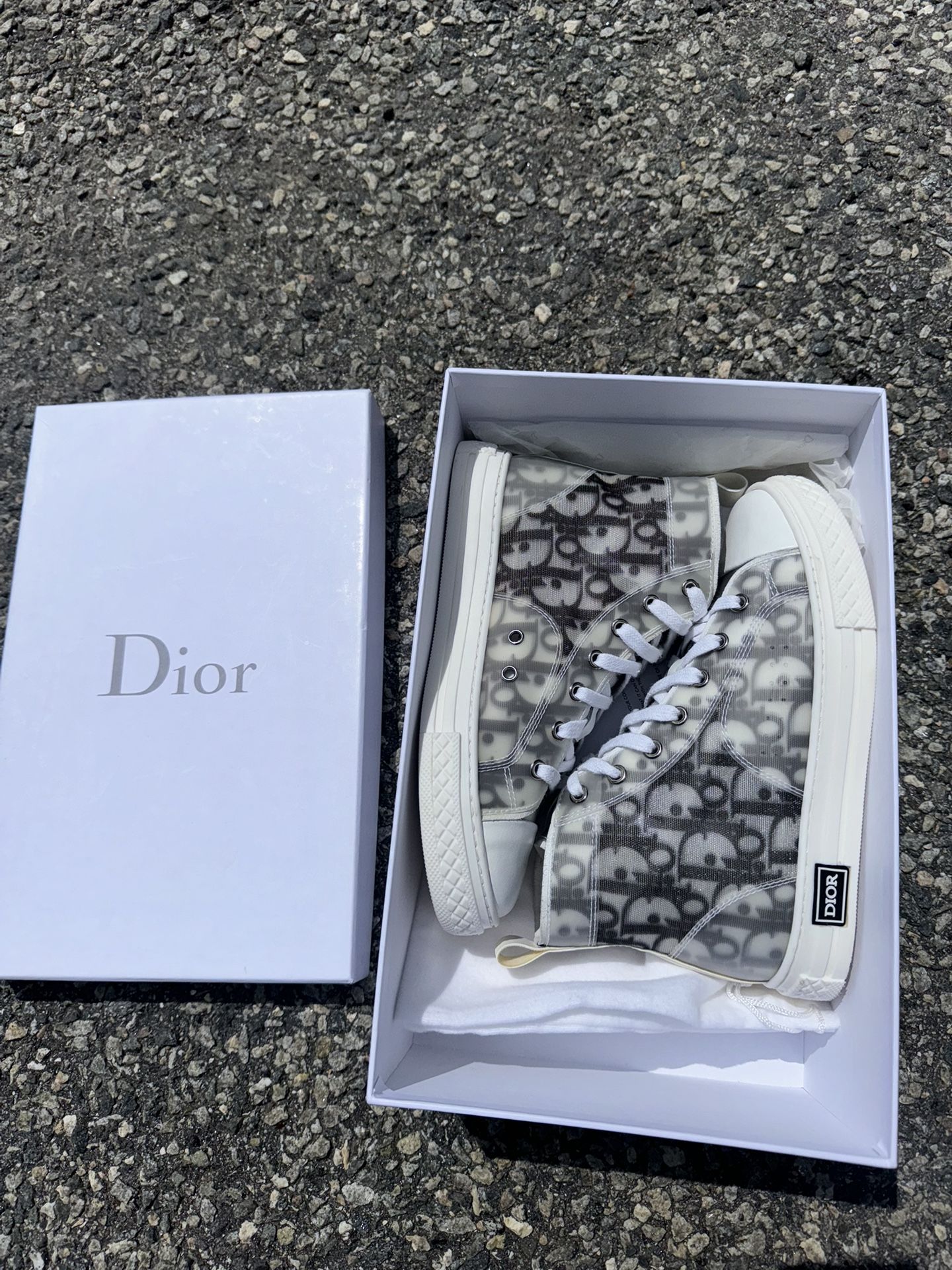 Dior