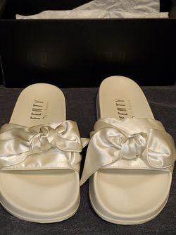 Fenty puma slides