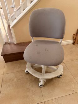 Child’s desk chair