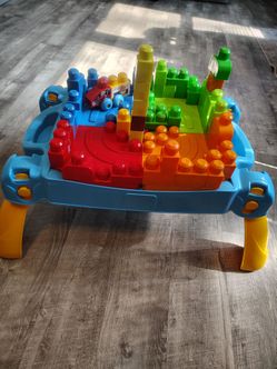 Mega Bloks Build & Learn Table with Blocks