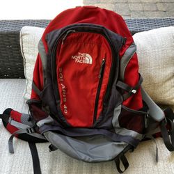 The North Face Red Solaris 40 Hiking Backpacking Backpack