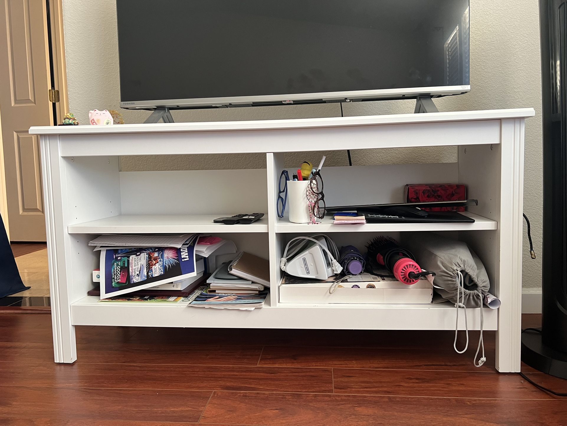 White TV Stand / Bookshelf – Great Condition!
