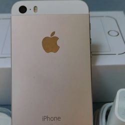iPhone SE Unlocked / Desbloqueado 😀 - Different Colors Available