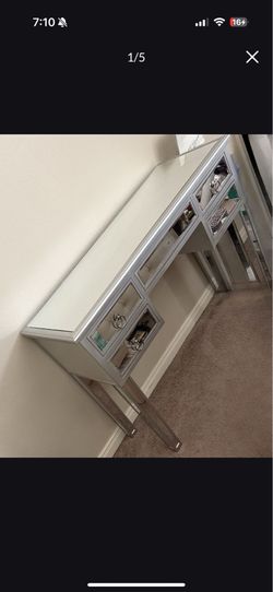 Mirrored 5 drawer vanity table / desk