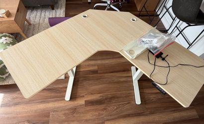 Vivo electric Corner Standing desk