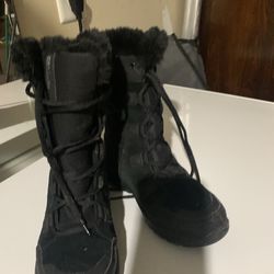 Boots Size 6