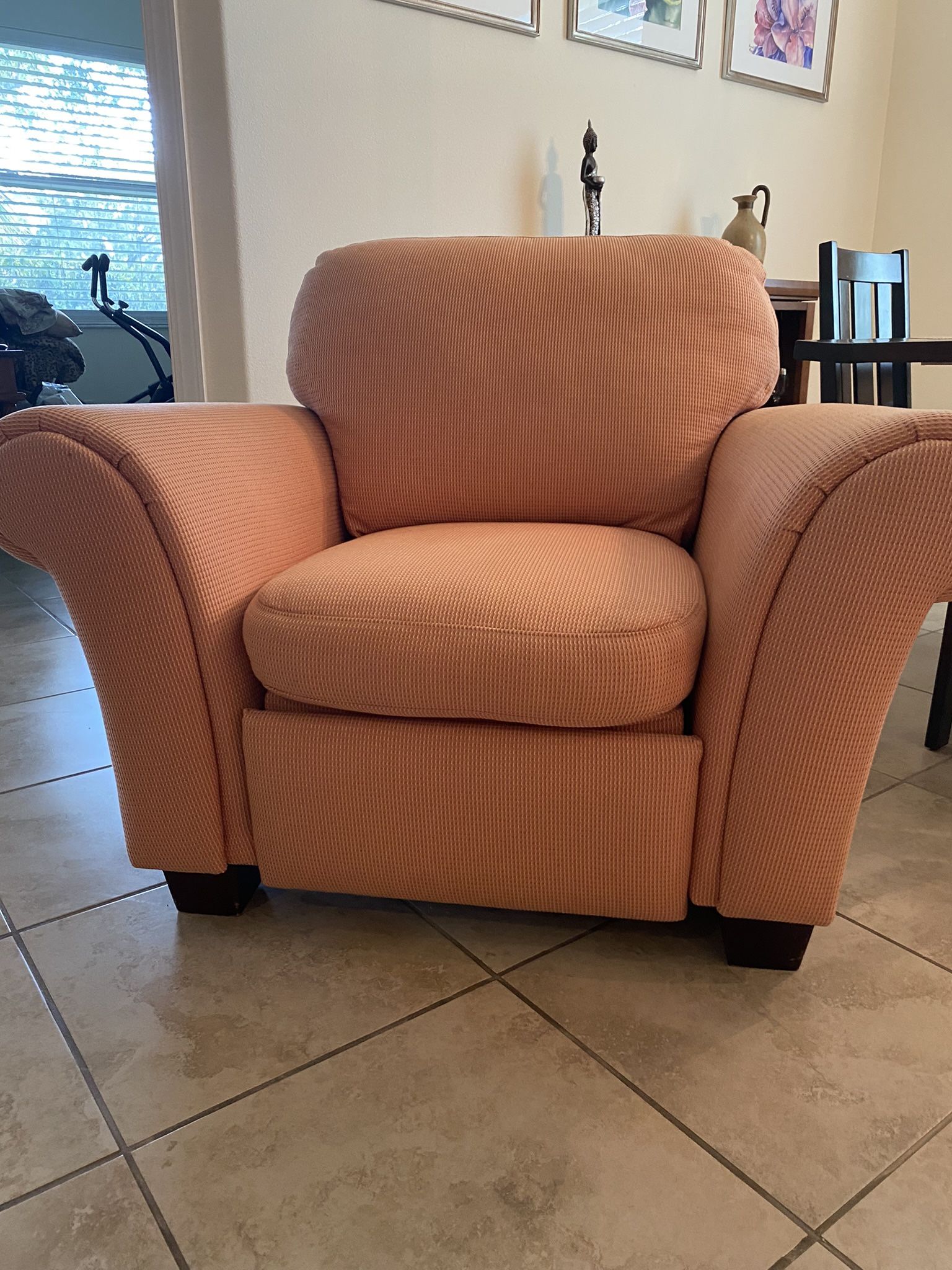 Reclining sofa