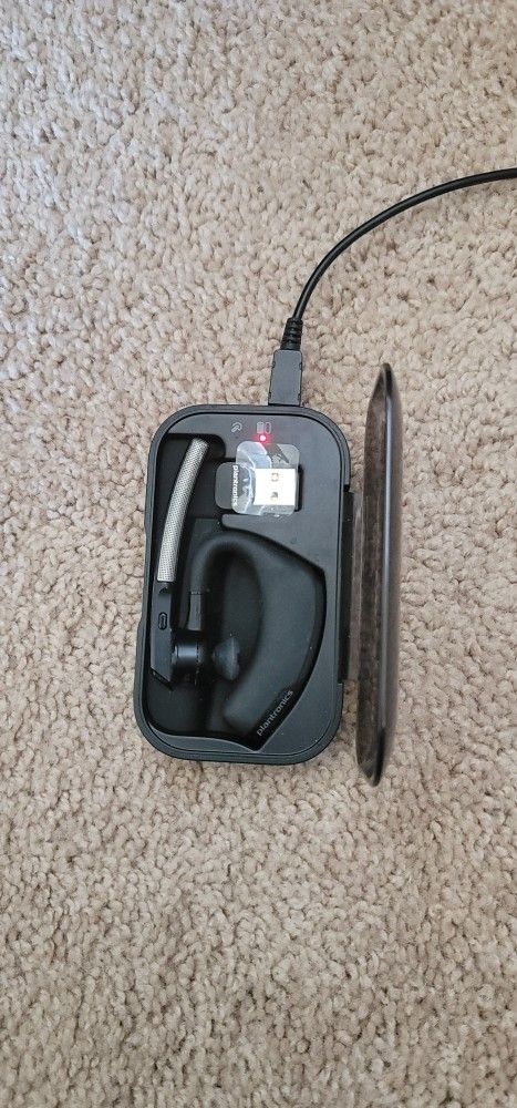 Plantronics Voyager Legend Headphone