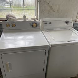 SUPER LOAD SIZE KENMORE WHIRLPOOL WASHER & ELECTRIC DRYER . ( I also have an extra gas dryer ) BOTH RUN EXCELLENT! NO ISSUES WITH EITHER. ILL RUN BOTH