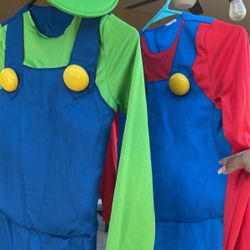 Costume
