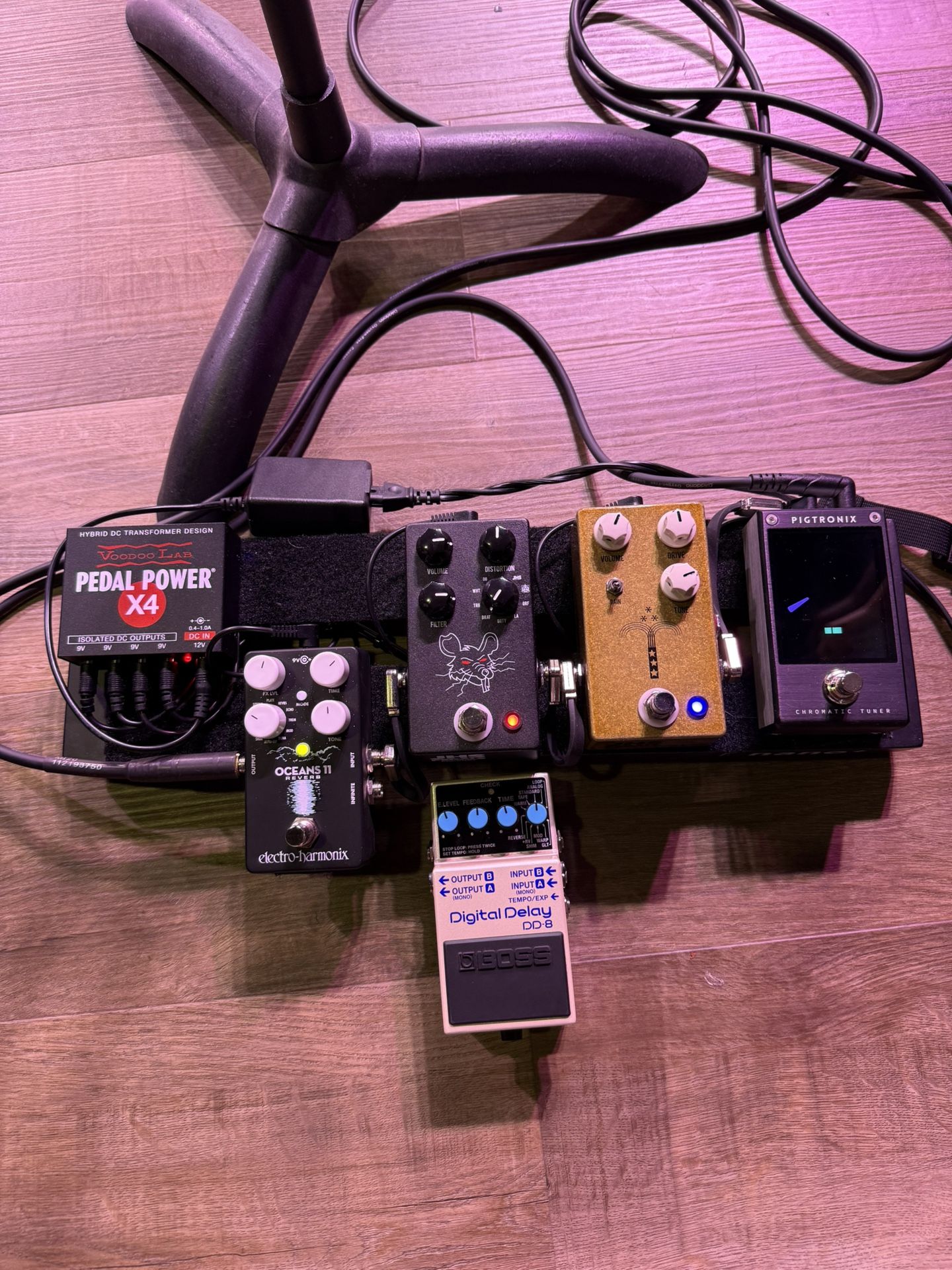 Electric Guitar Effects Pedalboard Setup
