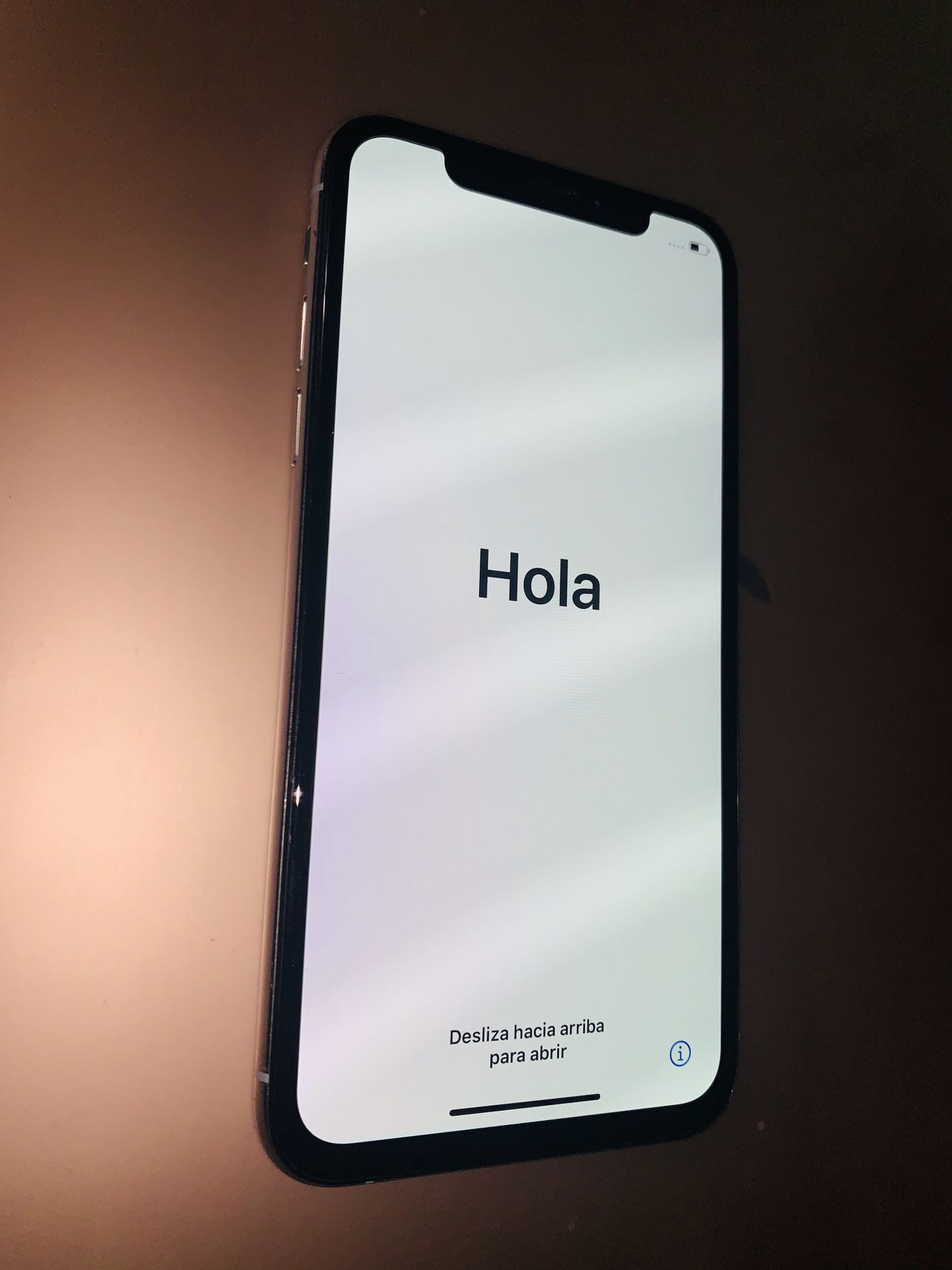 White iPhone XS