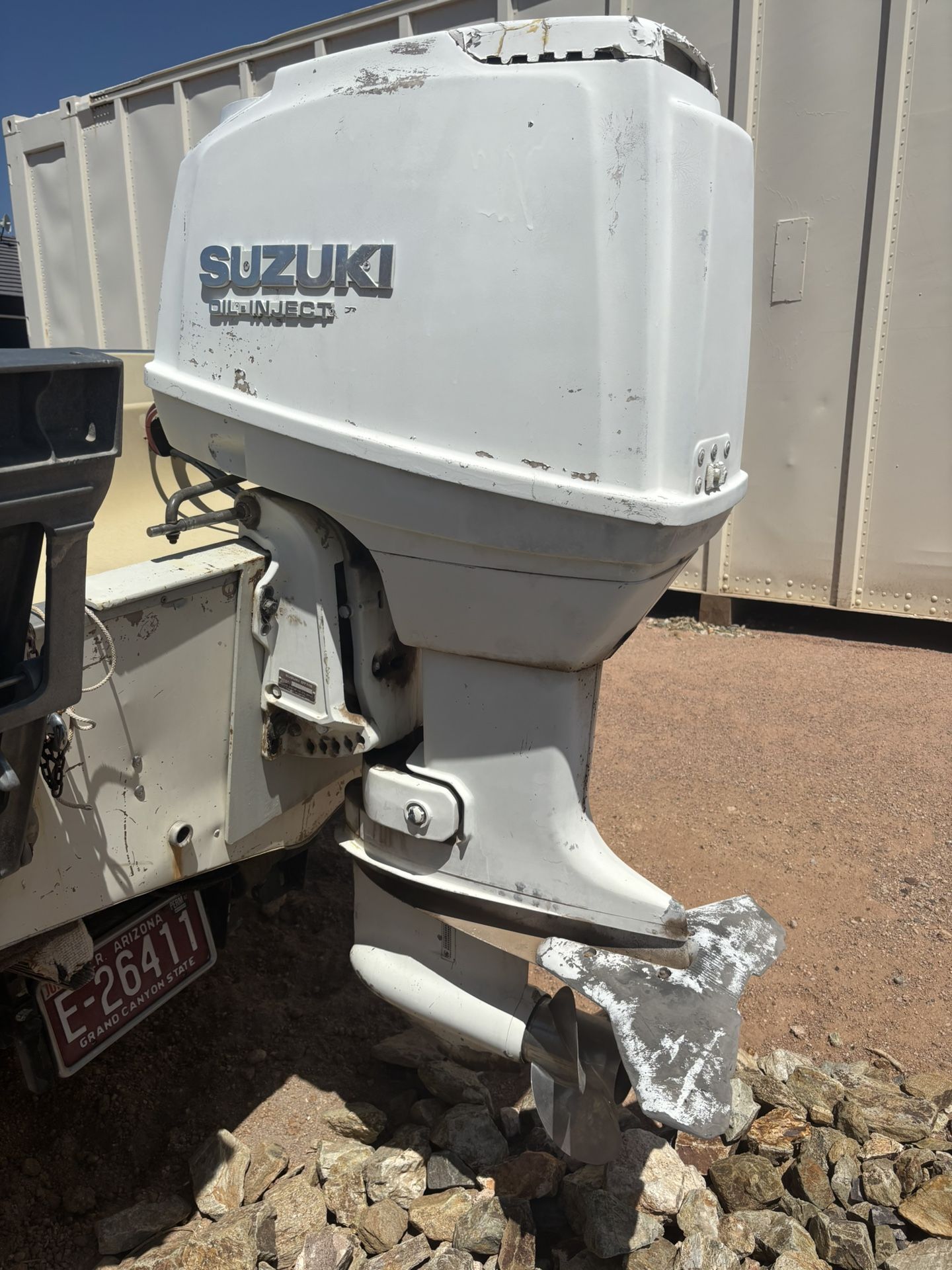 Suzuki 115 HP Outboard 2-stroke Motor 