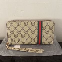 Wristlet Wallet 