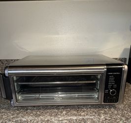 Ninja Foodi Air Fry Oven (SP100 Series).