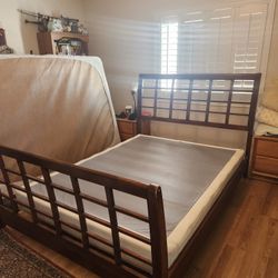 Wooden Bed Frame Queen Sized 