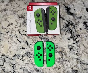 Nintendo Switch Joy-Con (L/R) Wireless Controllers Neon Green Best Buy Exclusive