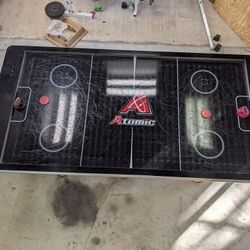 Air Hockey Table