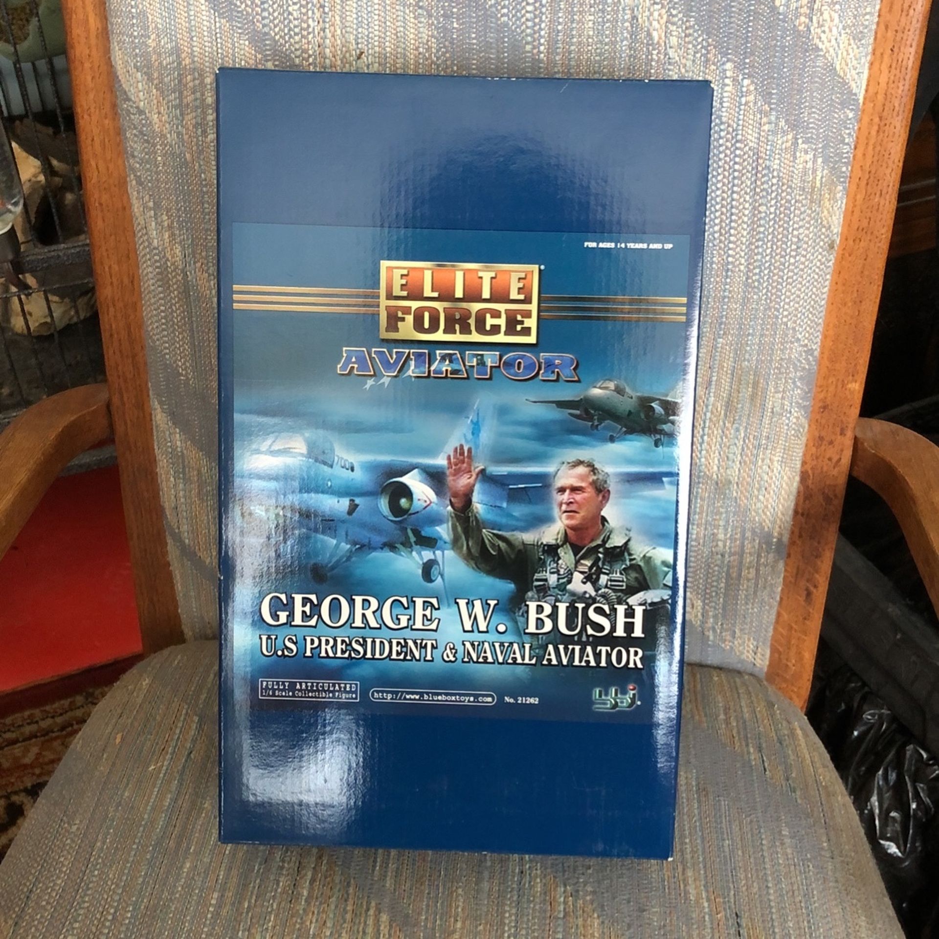 George W Bush Elite Force Action Figure US President Naval Aviator Doll Blue Box