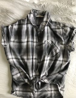 Women Plaid top