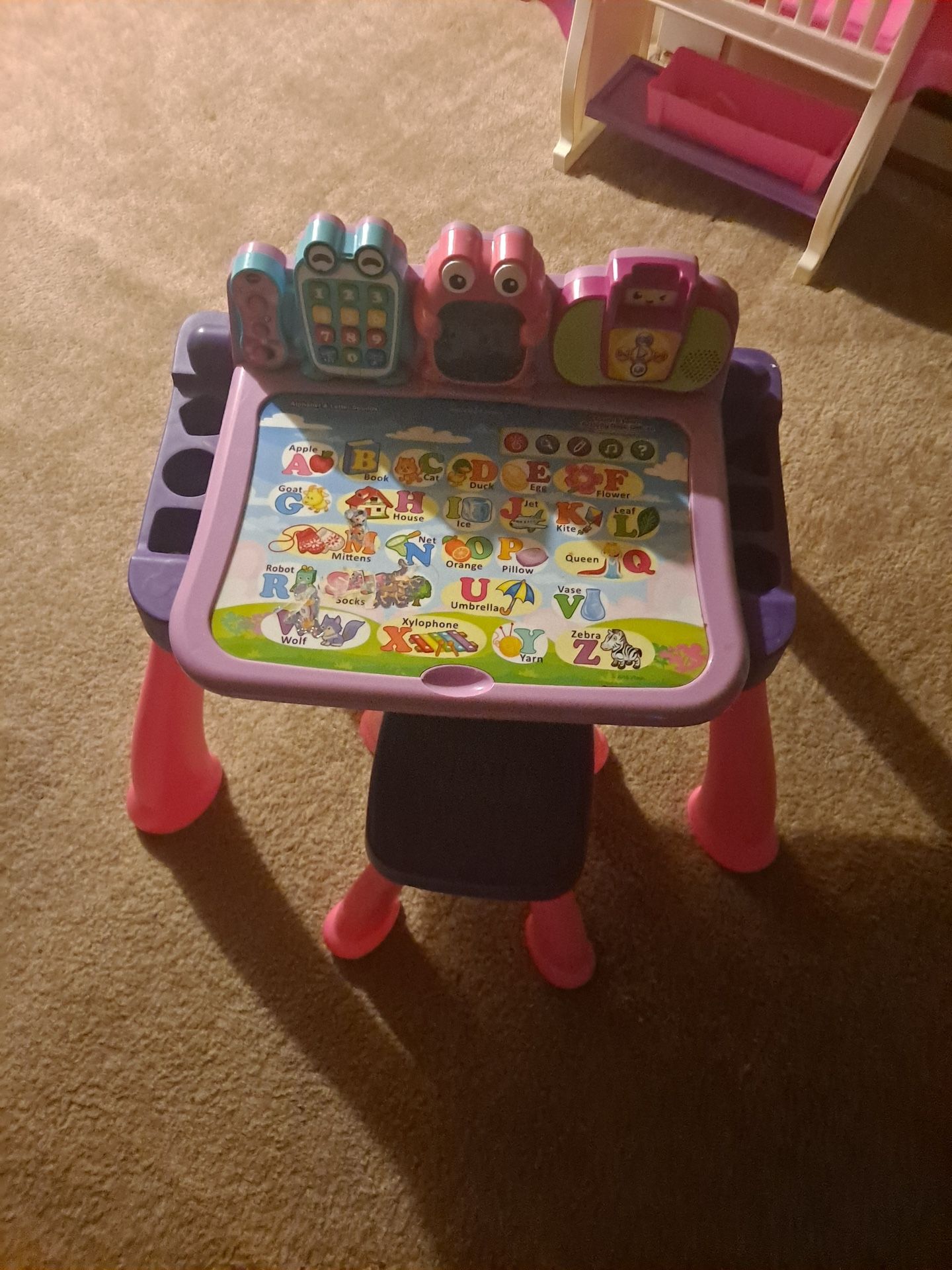 VTech Touch and Learn Activity Desk