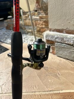 Shakespeare 5’6 spinning rod combo