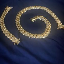 Gold Miami Cuban 22mm