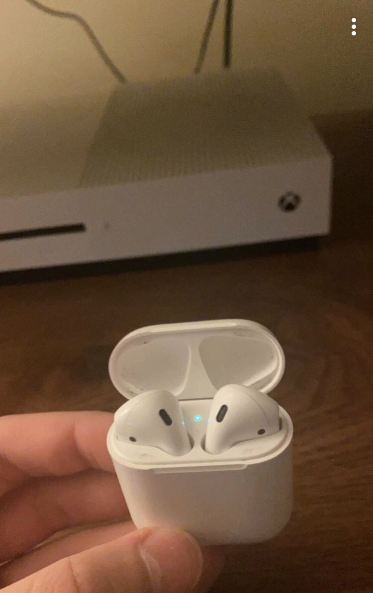 Apple air pods v2