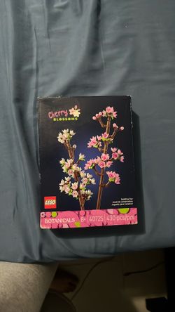 Brand new cherry blossom Lego set
