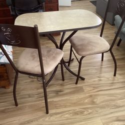 Small Table And 2 Chairs Barely Used for Sale in Boynton Beach