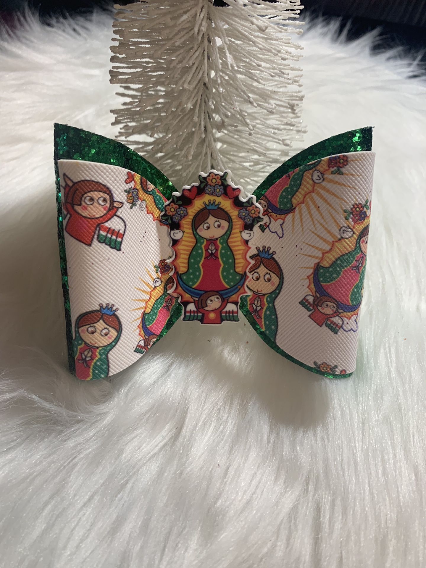 Virgen Bows