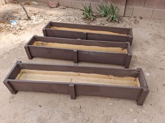 Planter box