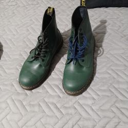 Green Doc Martin's. Size 9.50