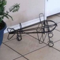 RARE VINTAGE AIRPLANE SHAPED COUNTER TOP 2 WINE BOTTLE HOLDER RACK