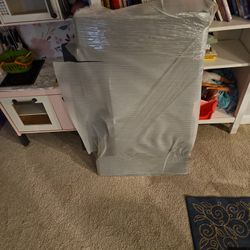 Brand New Mechanical Stand Up Desk - Table Top 