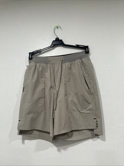 Lululemon LTT License To Train 867 Linerless Shorts 7" Men Size Small Beige