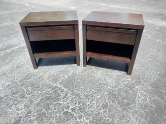 ✨ Modern Matching Nightstands / End Tables ✨
