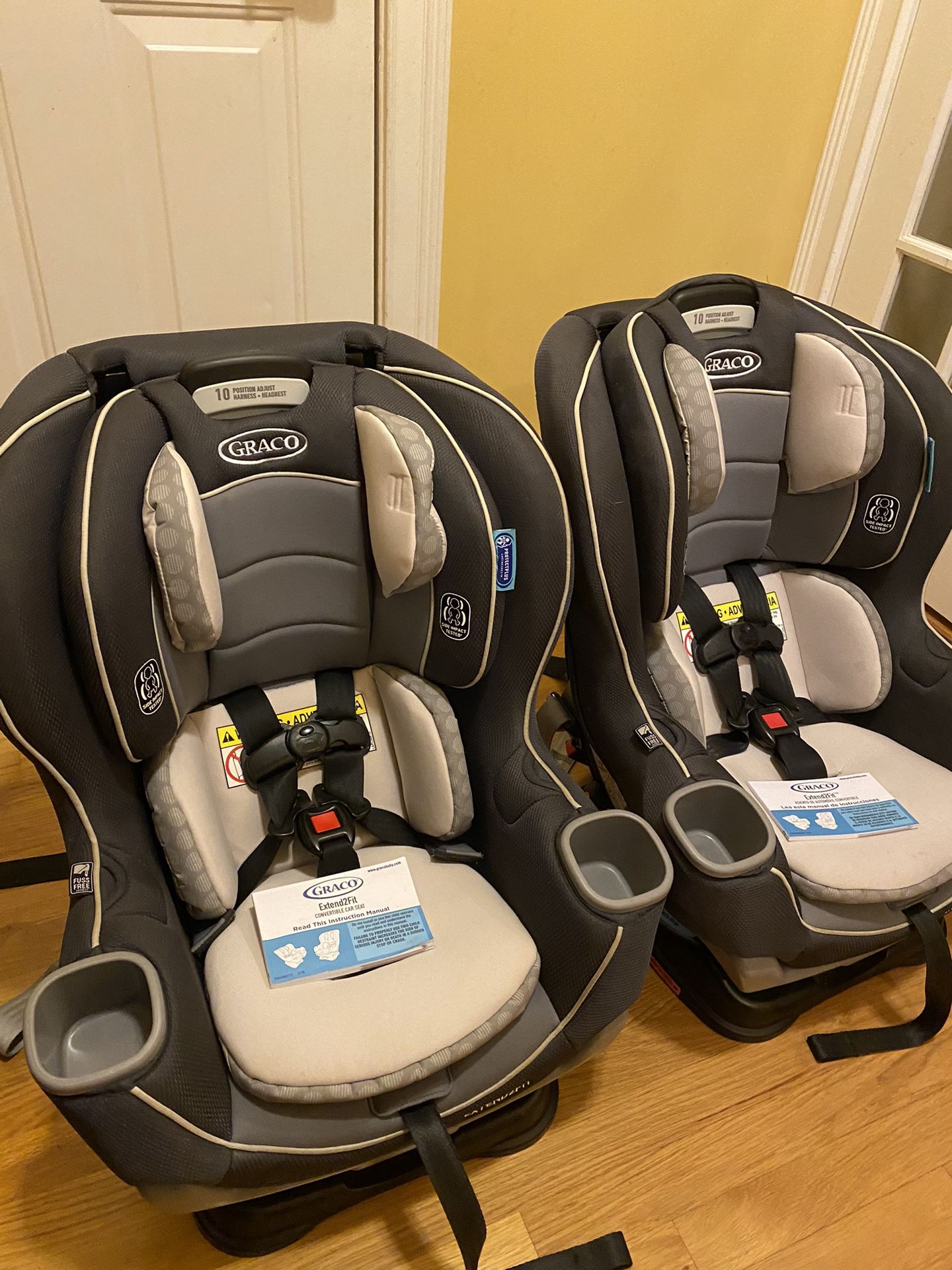 Graco Fit2Grow Car seats