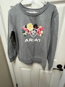 Suéter Ariat y ZARA en venta