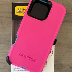 iPhone 16 Pro Max Otterbox Defender Series Case With Belt Clip Holster 