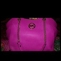 Micheal Kors purse $80