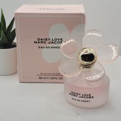 Marc Jacobs
 
Daisy Love Eau So Sweet Eau de Toilette

1.6 fl (2 available) 