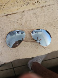 Ray Ban Sunglasses Gold Frame