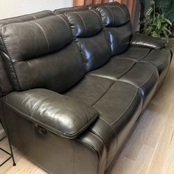 USED LEATHER DARK BROWN RECLINER SOFA AND LOVESEAT