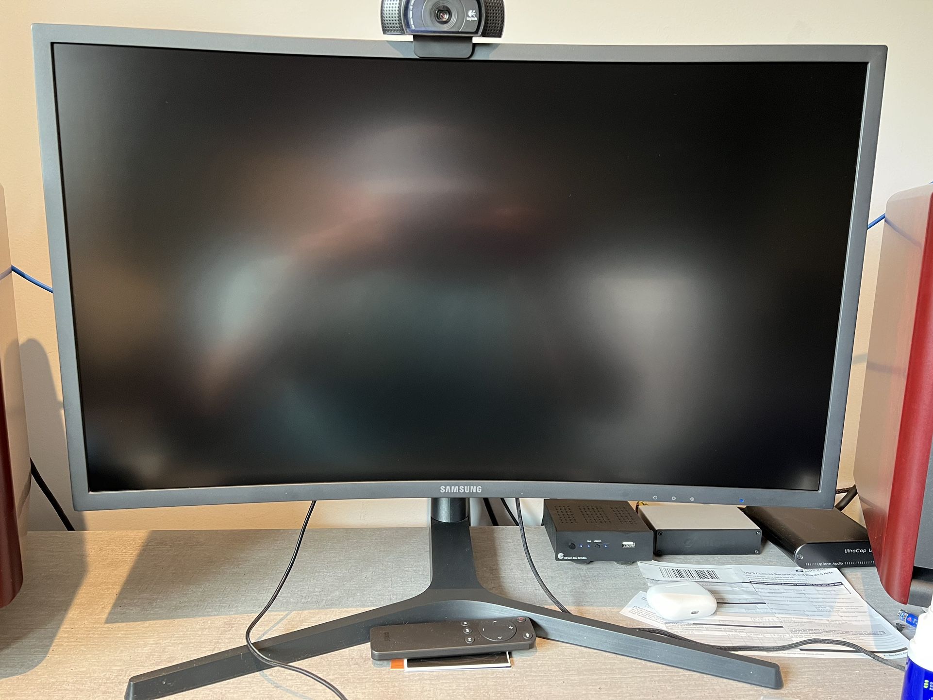 Samsung C27HG70 Curved Gaming Monitor (VA, QHD, 144Hz)