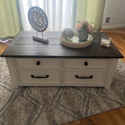 Lift-top Coffee Table 