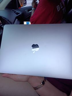 Apple MacBook Laptop Silver