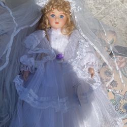 Doll Baby/Baby Doll, Porcelain, Bride, Lace, Galore, Mint Condition