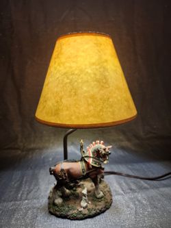 Collectible Horse and Dog Desktop Lamp with Shade