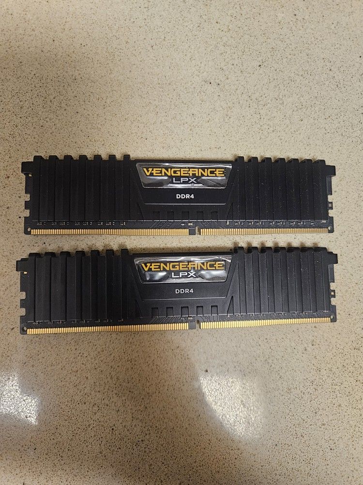 Corsair Vengeance LPX 16GB (2 X 8GB) DDR4 4000 (PC4- 32000) C18 1.35V AMD Optimized Memory - Black